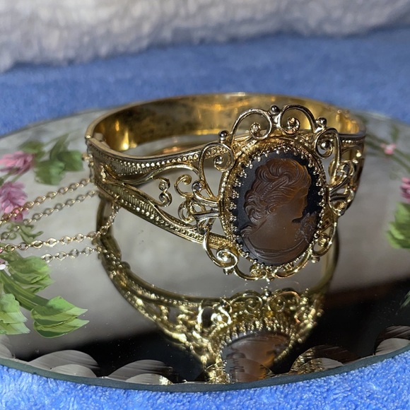 Vintage Unique 1950’s Whiting & Davis Bracelet. - Picture 2 of 5